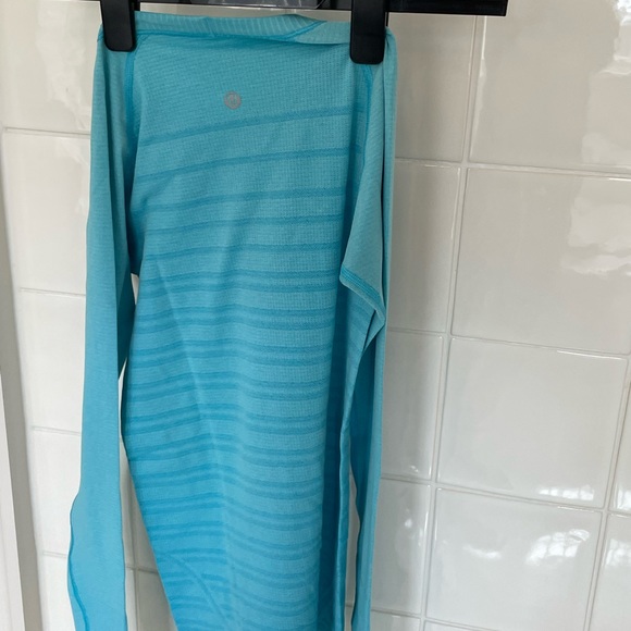 Lululemon Swiftly Long Sleeve - Picture 4 of 4